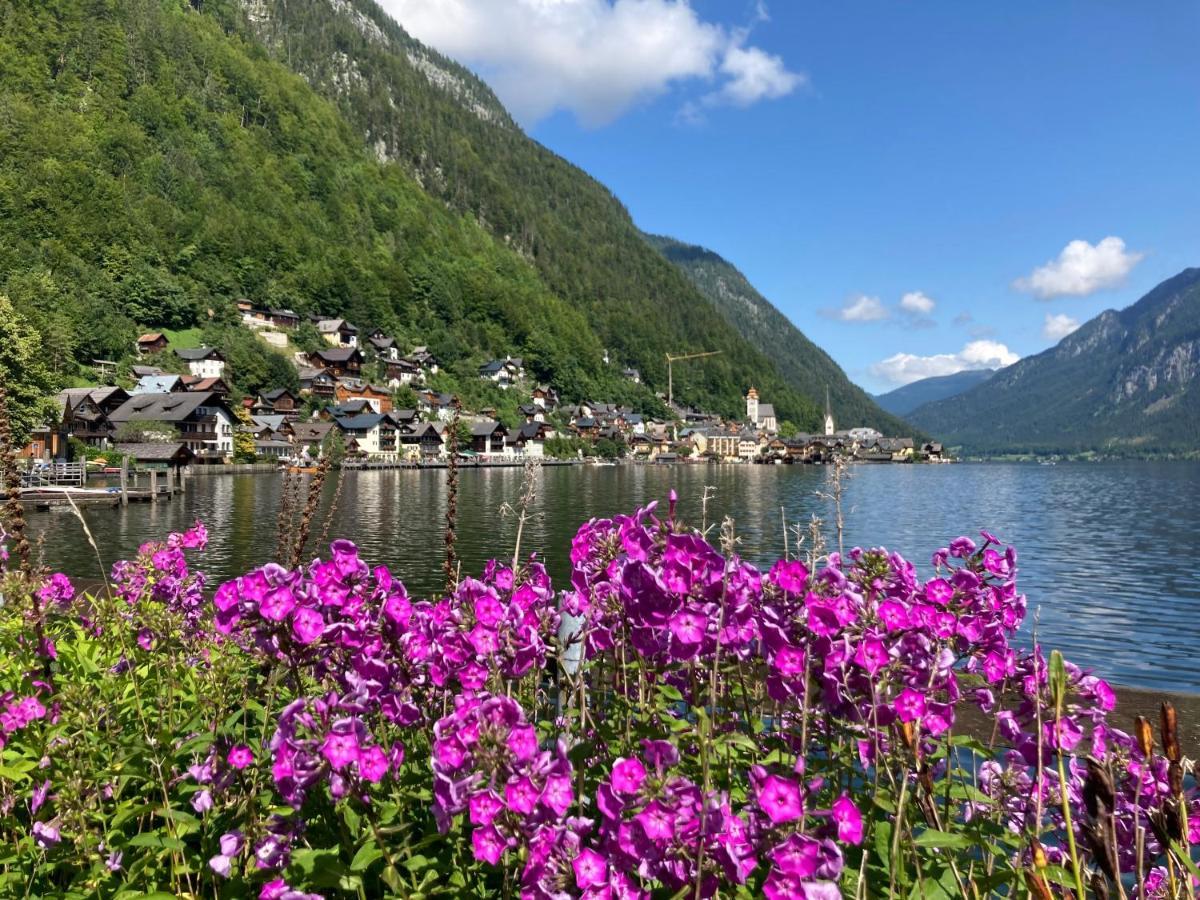 Lakeside 4 - Mit Balkon Homestay